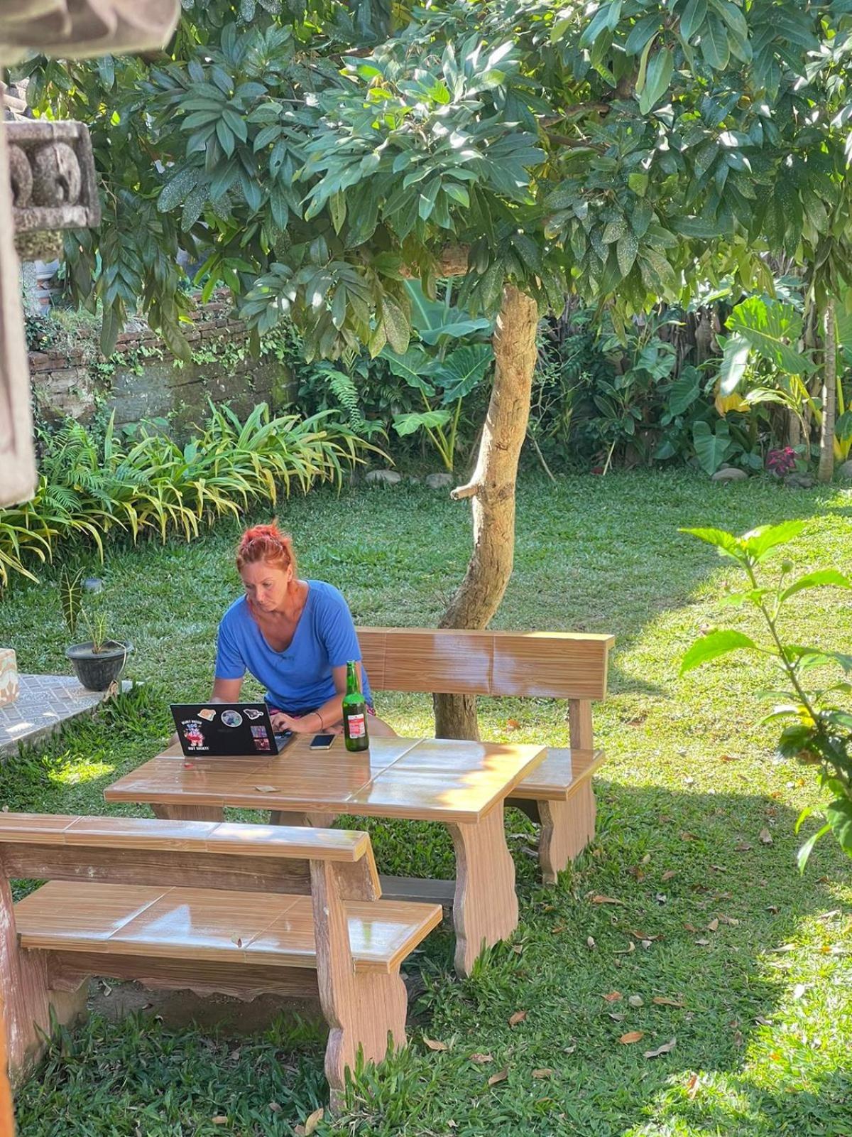 Raditya Homestay Mambat Esterno foto
